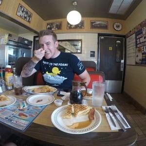 Meet your Posher, Christopher